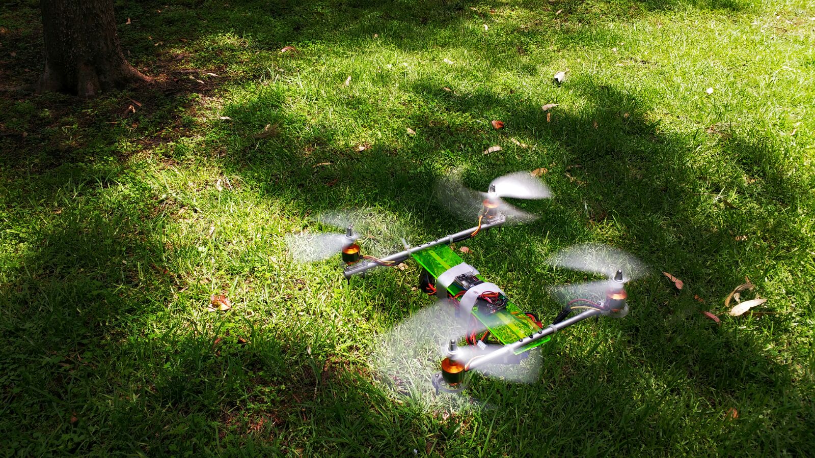 Construccin de drones Zayolin