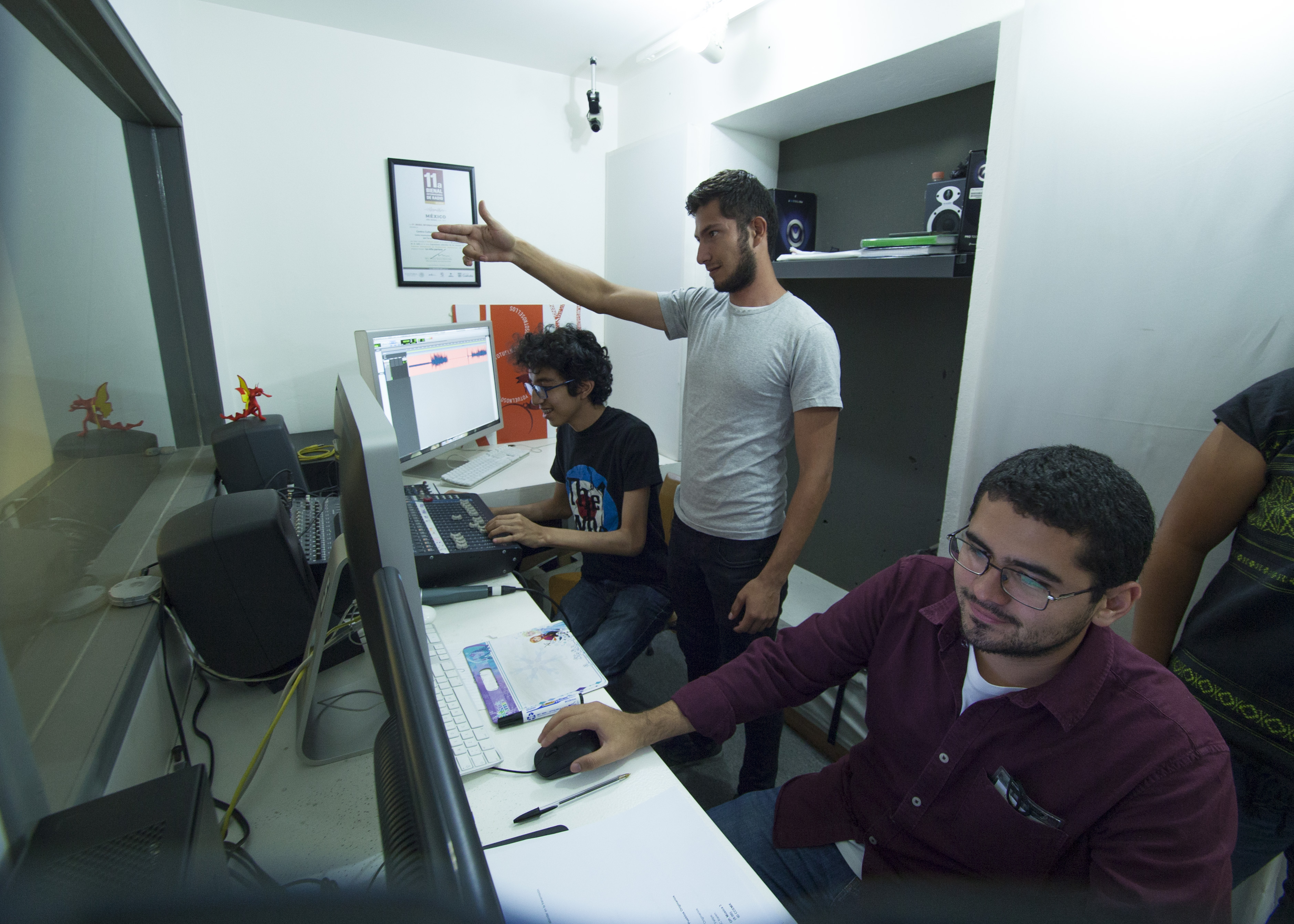 Convocatoria CCEMx Radio