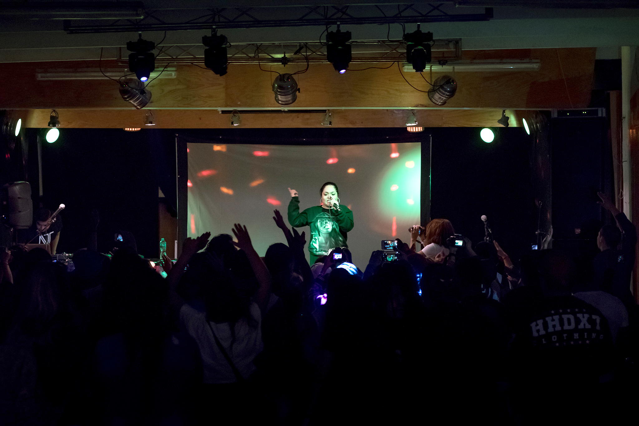 Las raperas estn en la casa