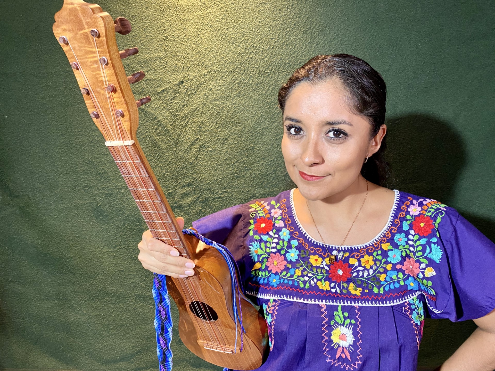 Cuentos y cantos para armar mundos