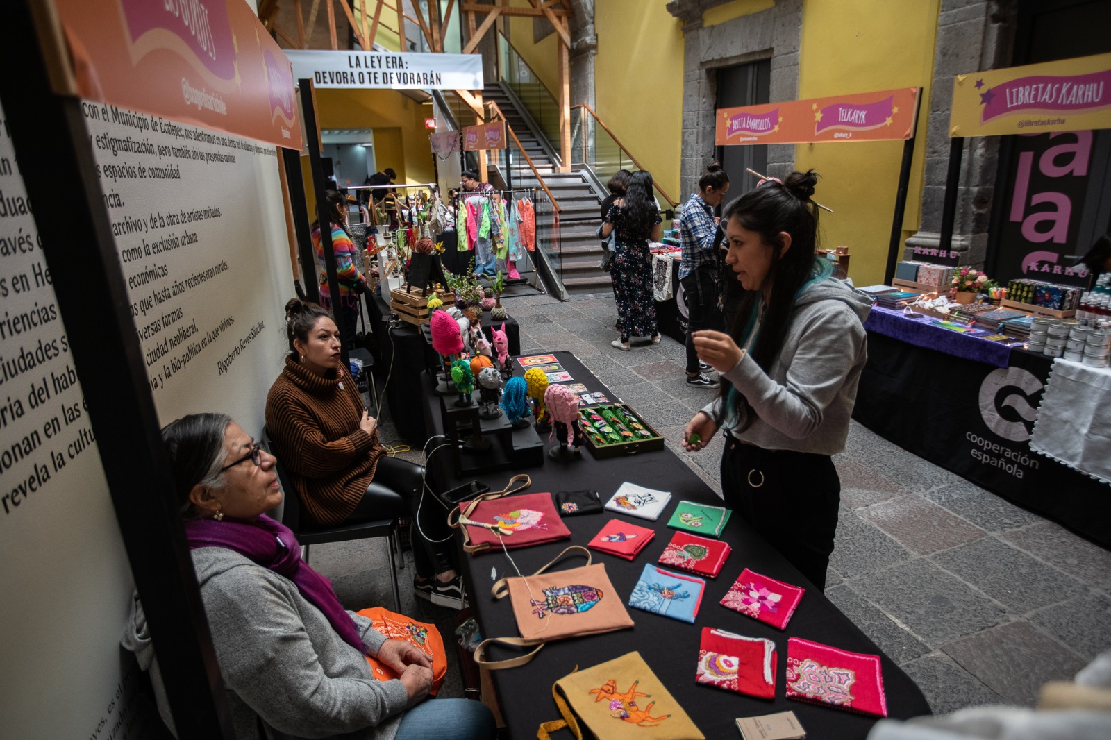 Mercadito de Arte y Resistencia: ilustradoras mexicanas por un mundo sin violencia