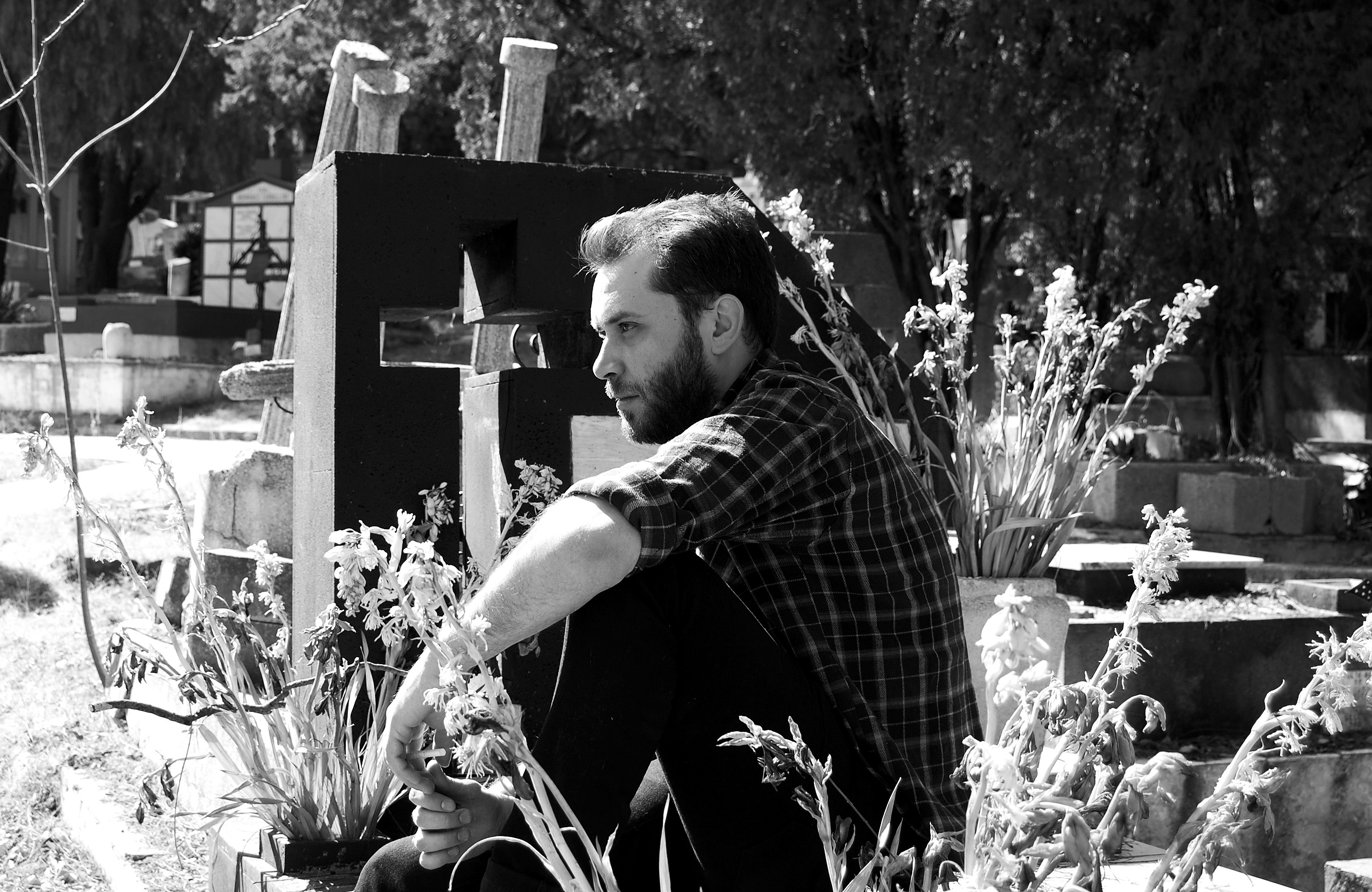 Salvatore Vitale presenta Give Us a Kiss