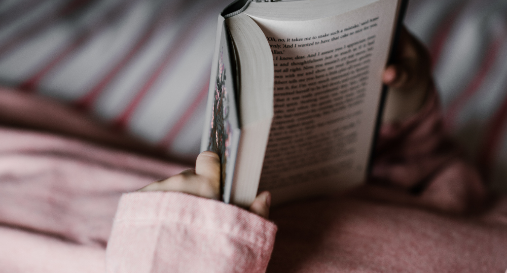 Exhibicin y venta de libros de Literatura Infantil y Juvenil