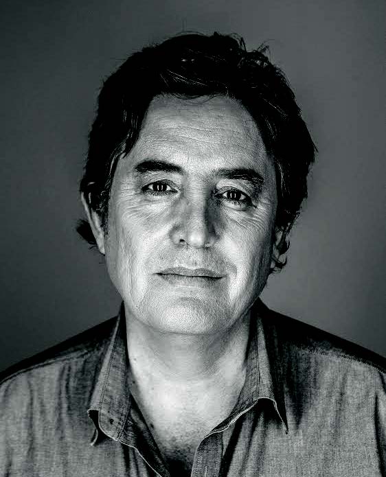 Luis Garca Montero presenta Un ao y tres meses